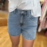 Short LOVE jean