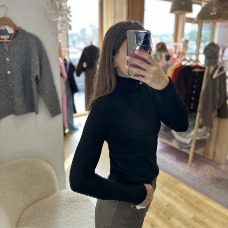 Pull CORA noir