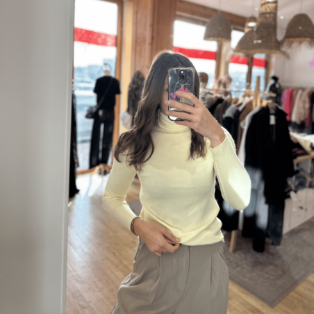 Pull CORA jaune pale