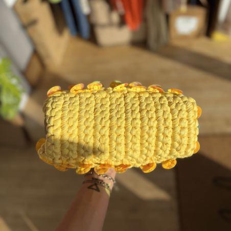 Pochette sequins jaune