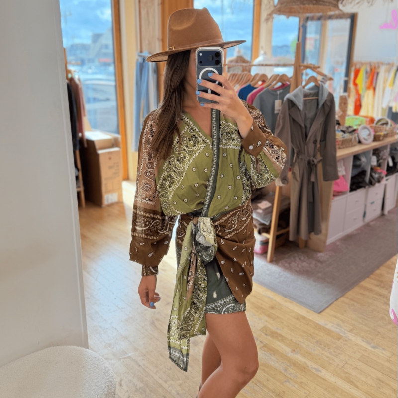 Robe porte feuille à motif bandana