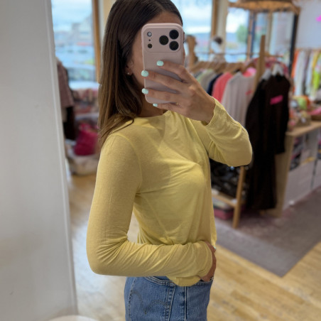 T-shirt MOCA jaune